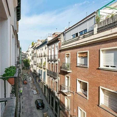 Modern Refurbished - 1BD 1BTH - Las Letras-2